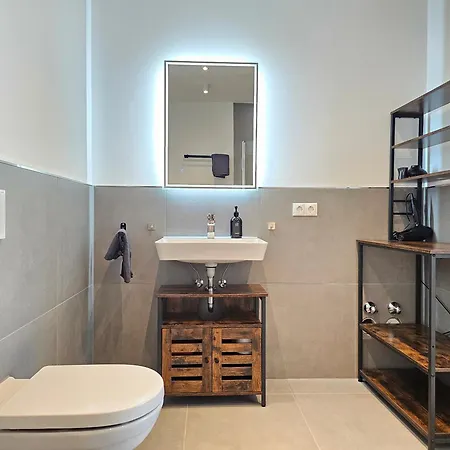 Homebase - Design Lofts Am Schloss Appartement *