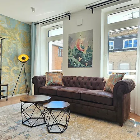 Homebase - Design Lofts Am Schloss Apartment Montabaur