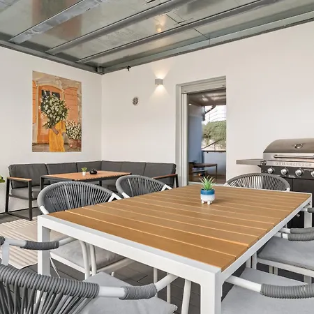 Homebase - Design Lofts Am Schloss 蒙塔鲍尔