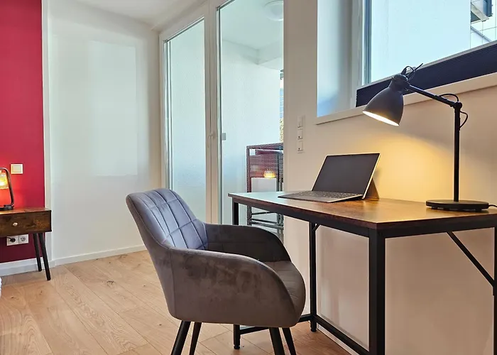 Homebase - Design Lofts Am Schloss * 蒙塔鲍尔